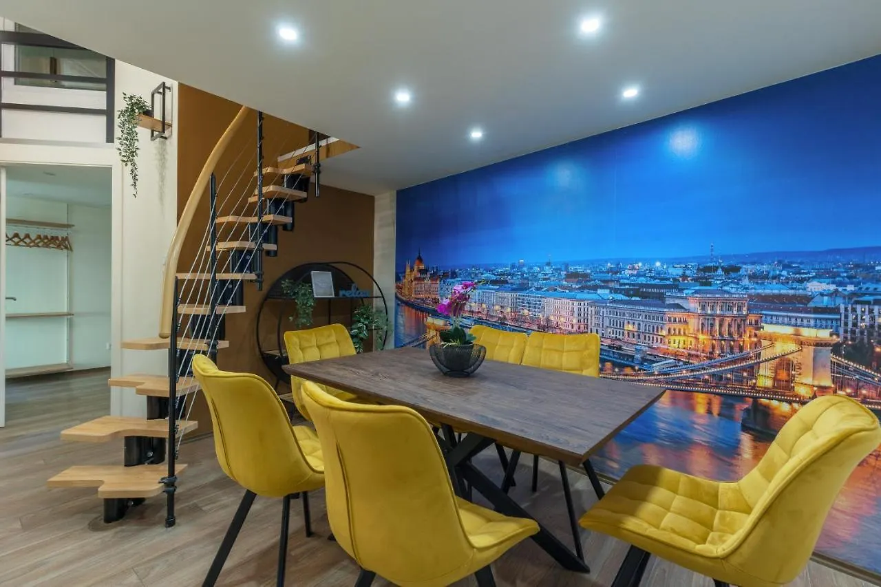 בודפשט Kazinczy 10 Apartment With 3 Bedrooms 0*,  הונגריה